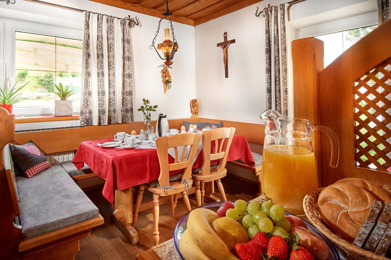 Haus Obermuehle Bed and Breakfast Maria Alm am Steinernen Meer Exteriör bild