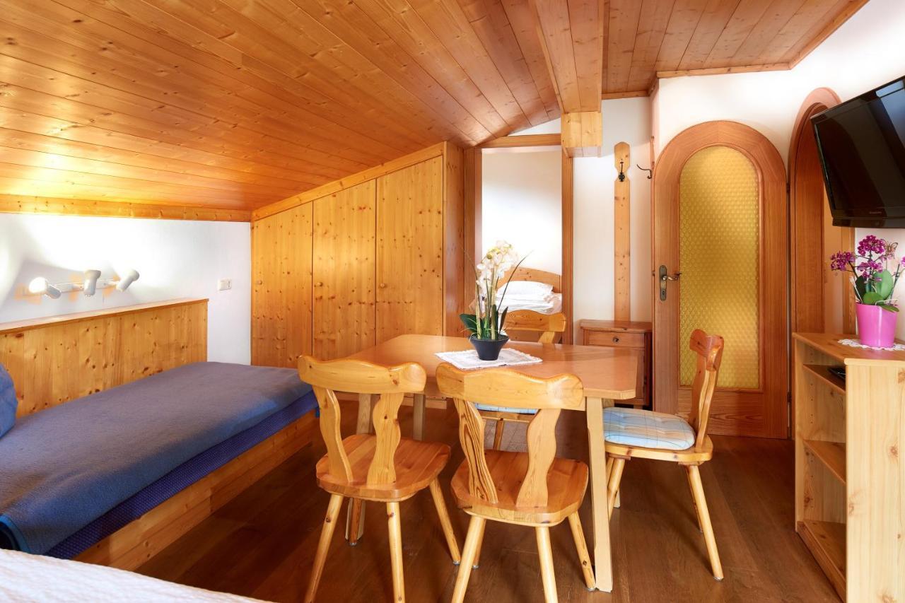 Haus Obermuehle Bed and Breakfast Maria Alm am Steinernen Meer Exteriör bild