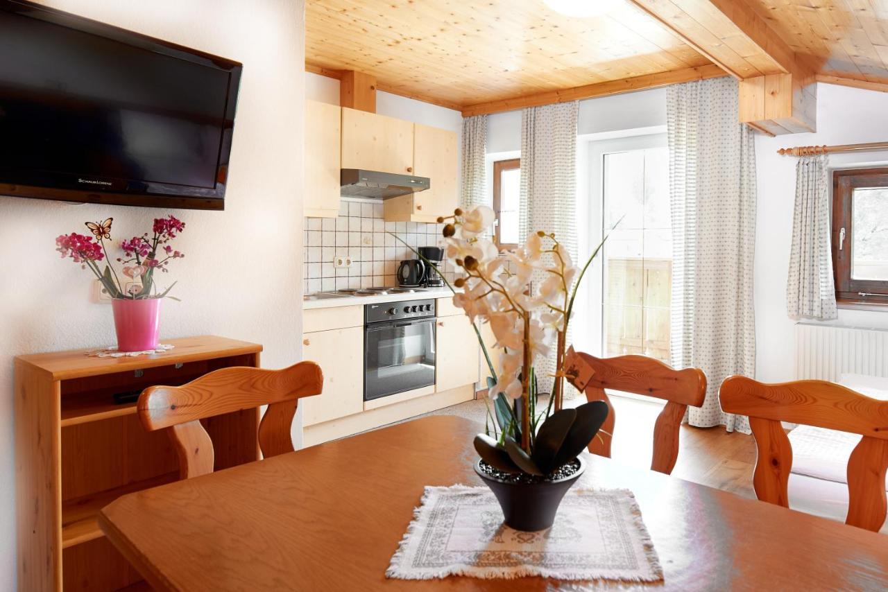 Haus Obermuehle Bed and Breakfast Maria Alm am Steinernen Meer Exteriör bild