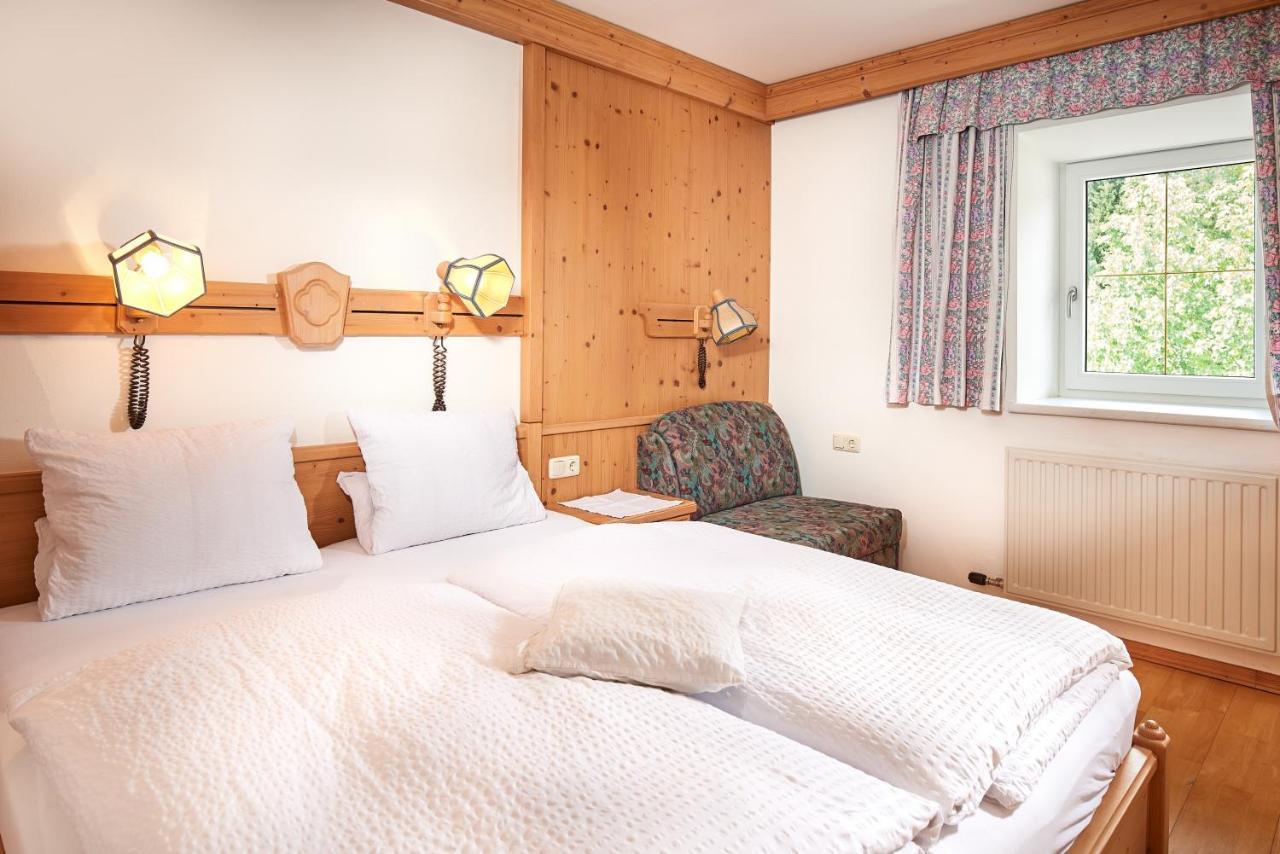 Haus Obermuehle Bed and Breakfast Maria Alm am Steinernen Meer Exteriör bild